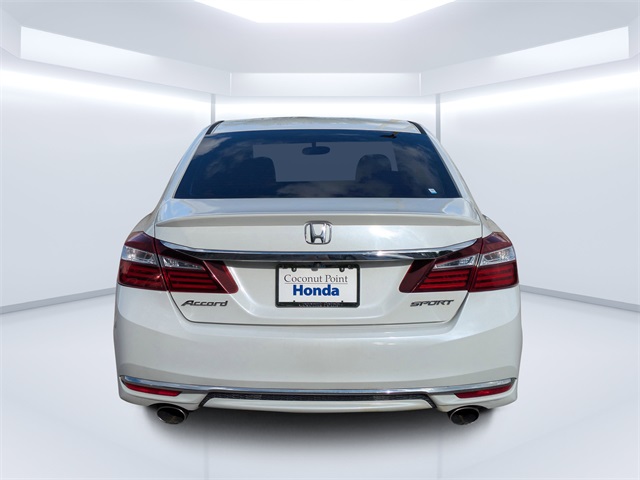 2016 Honda Accord Sport photo 4
