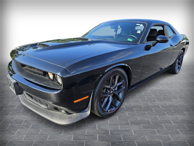 2021 Dodge Challenger GT photo 3
