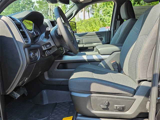 2026 Ram 2500 Big Horn photo 5