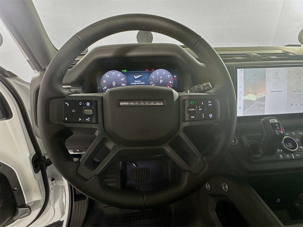 2025 Land Rover Defender 110 X-Dynamic SE photo 7