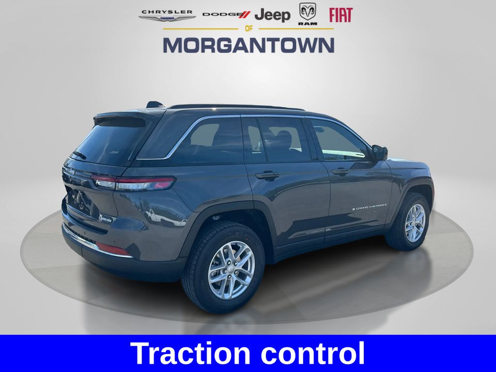 2025 Jeep Grand Cherokee Laredo X photo 4