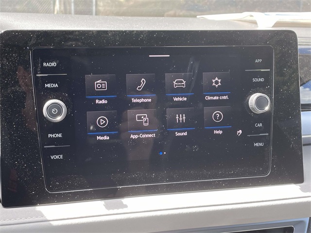 2025 Volkswagen Taos SE photo 17
