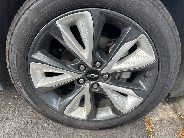 Used 2022 Chevrolet Bolt EUV LT with VIN 1G1FY6S07N4102925 for sale in Napa, CA