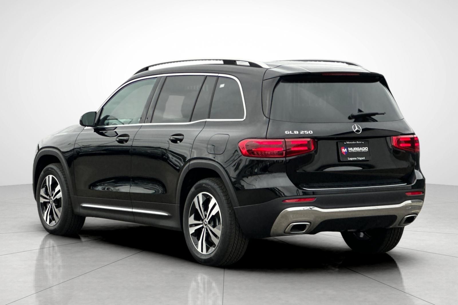 2025 Mercedes Benz GLB 250 photo 10