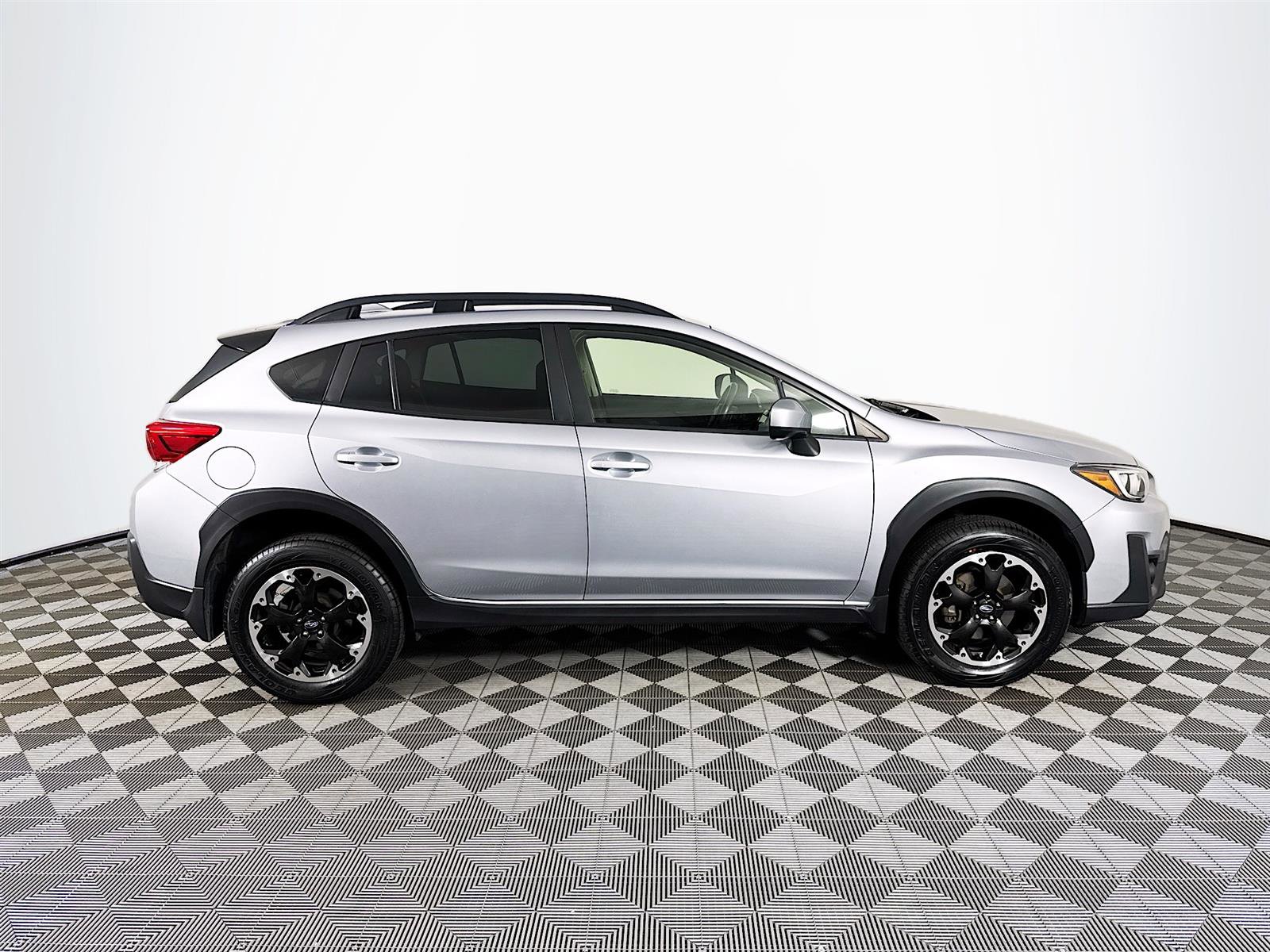 2022 Subaru Crosstrek Premium photo 3