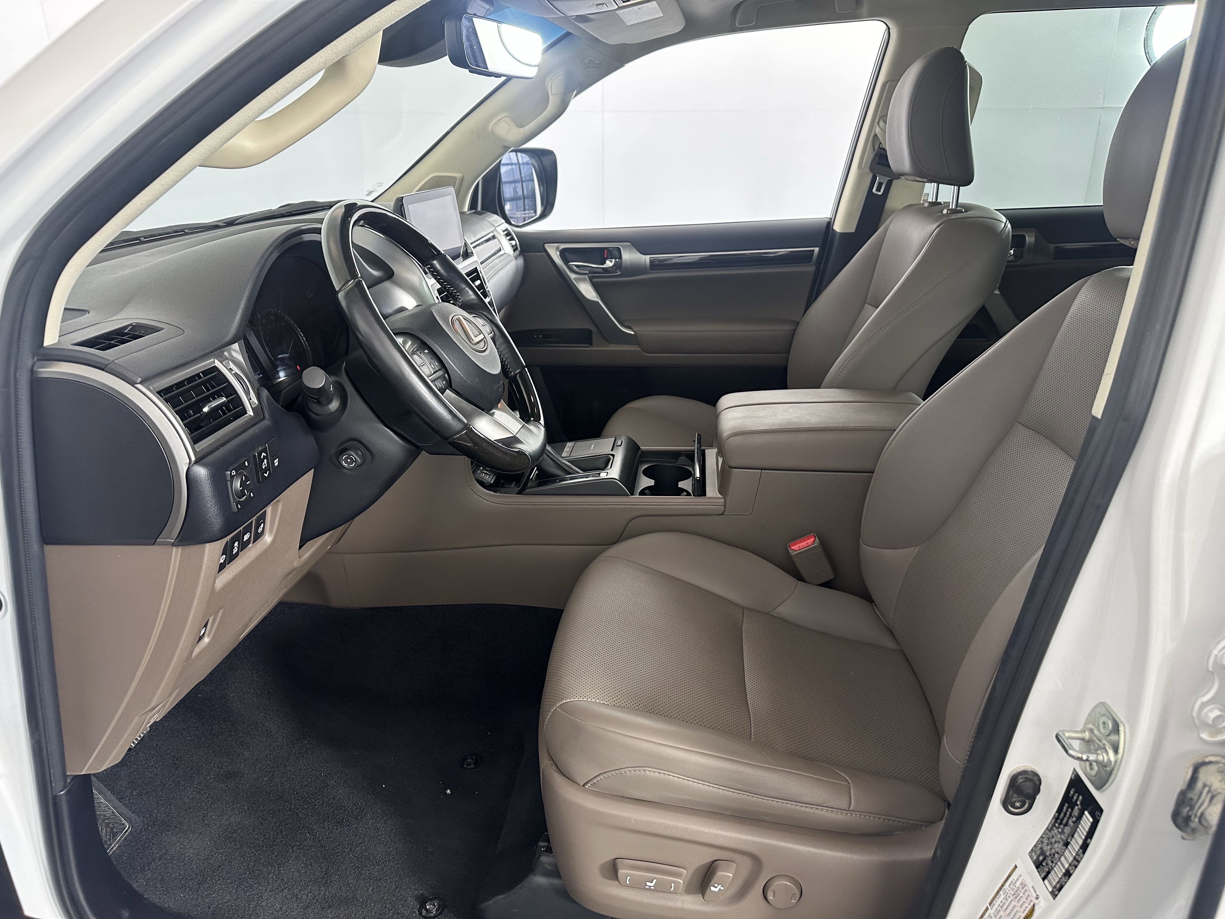 2023 Lexus GX 460 Premium photo 4