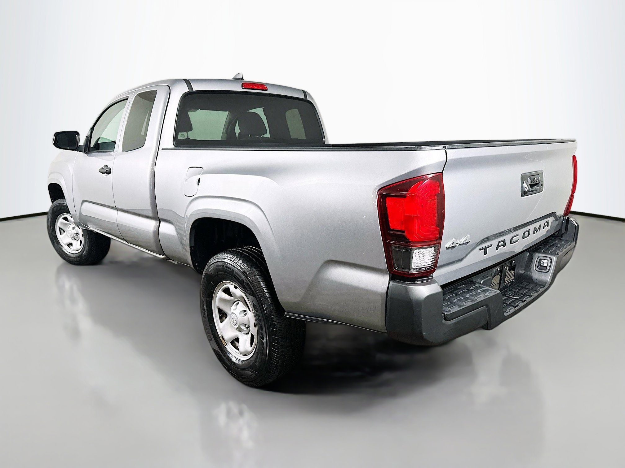 2019 Toyota Tacoma SR 4x4 photo 5