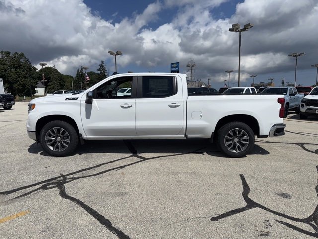 2025 Chevrolet Silverado 1500 LT photo 2