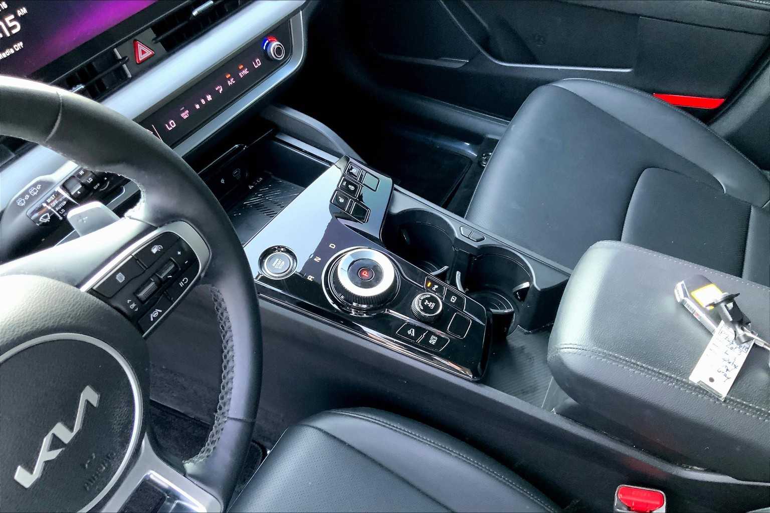 2023 Kia Sportage Hybrid EX photo 11