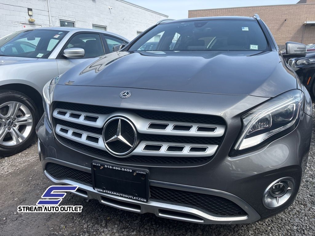 2019 Mercedes Benz GLA 250 4MATIC photo 2