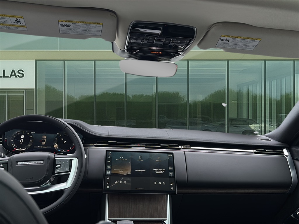 2025 Land Rover Range Rover SE photo 16