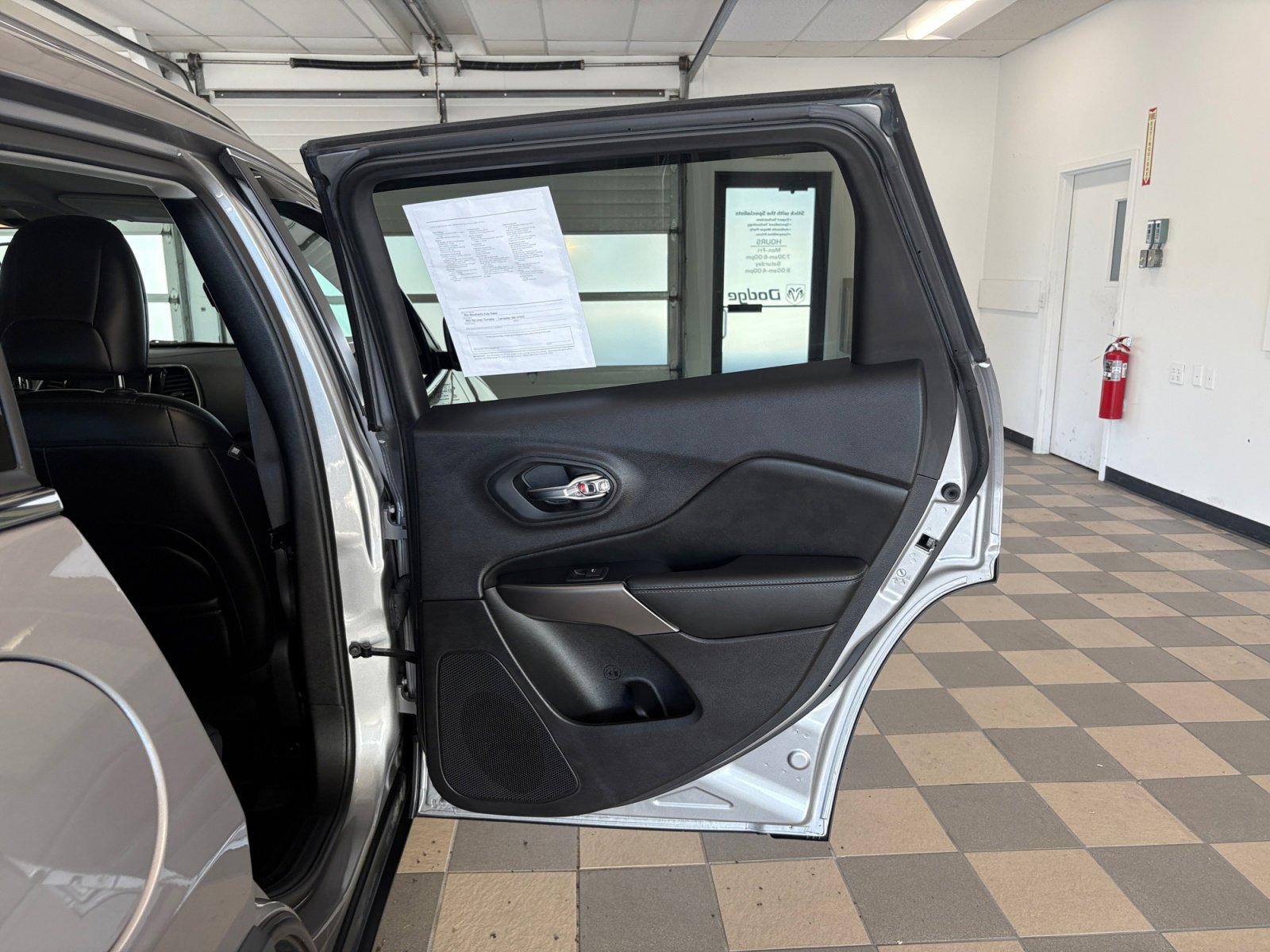 2020 Jeep Cherokee Limited photo 31