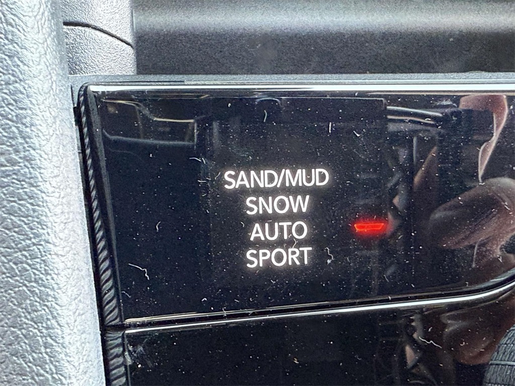 2025 Jeep Grand Cherokee Limited photo 27