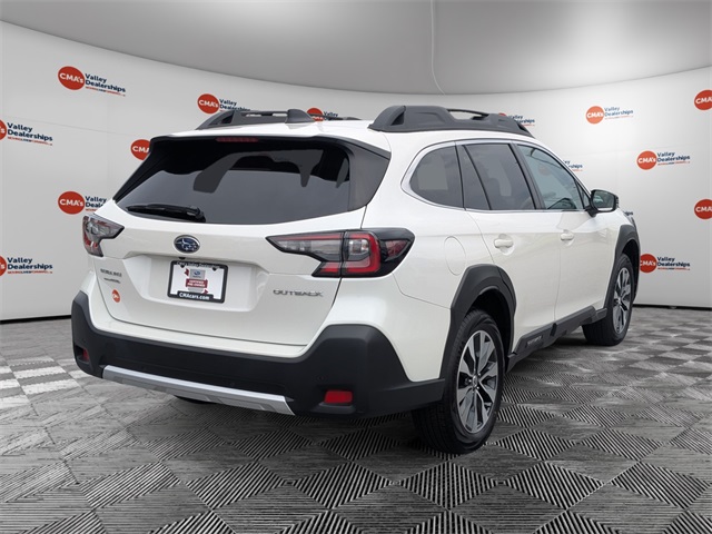 2023 Subaru Outback Limited photo 4