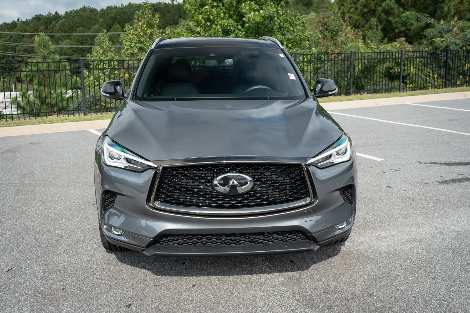 2021 Infiniti QX50 Luxe photo 2