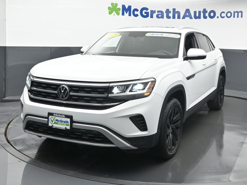 2023 Volkswagen Atlas Cross Sport SE Technology photo 3