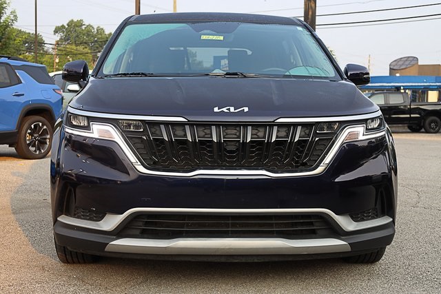 2023 Kia Carnival LX photo 4