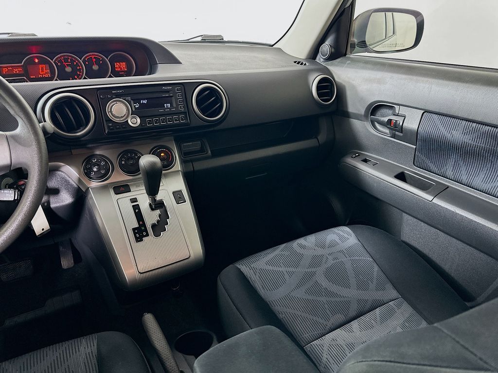 2011 Scion xB Base photo 20