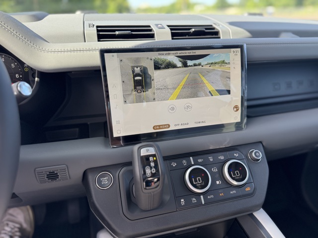 2025 Land Rover Defender 110 S photo 15