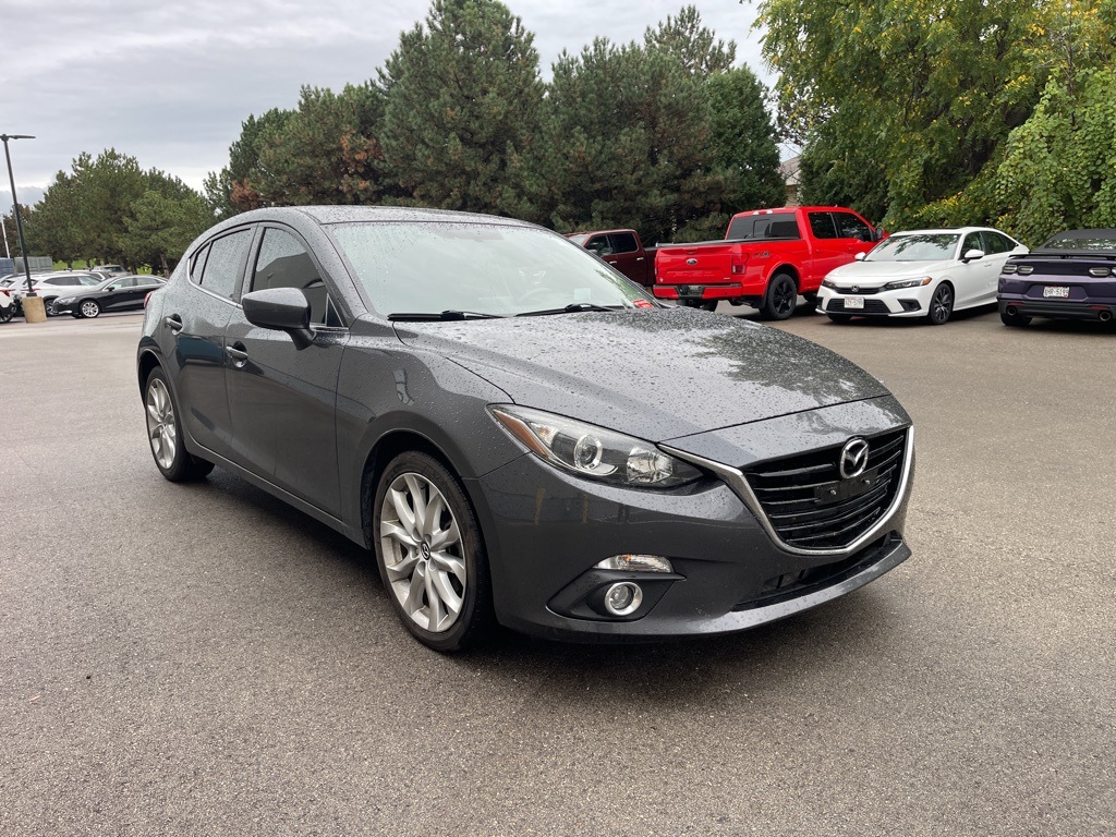 2016 Mazda Mazda3 Grand Touring photo 4