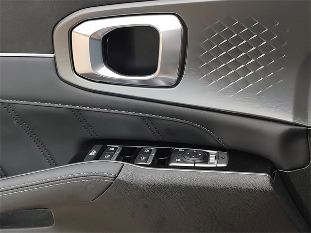 2022 Kia Sorento Plug-In Hybrid SX photo 23