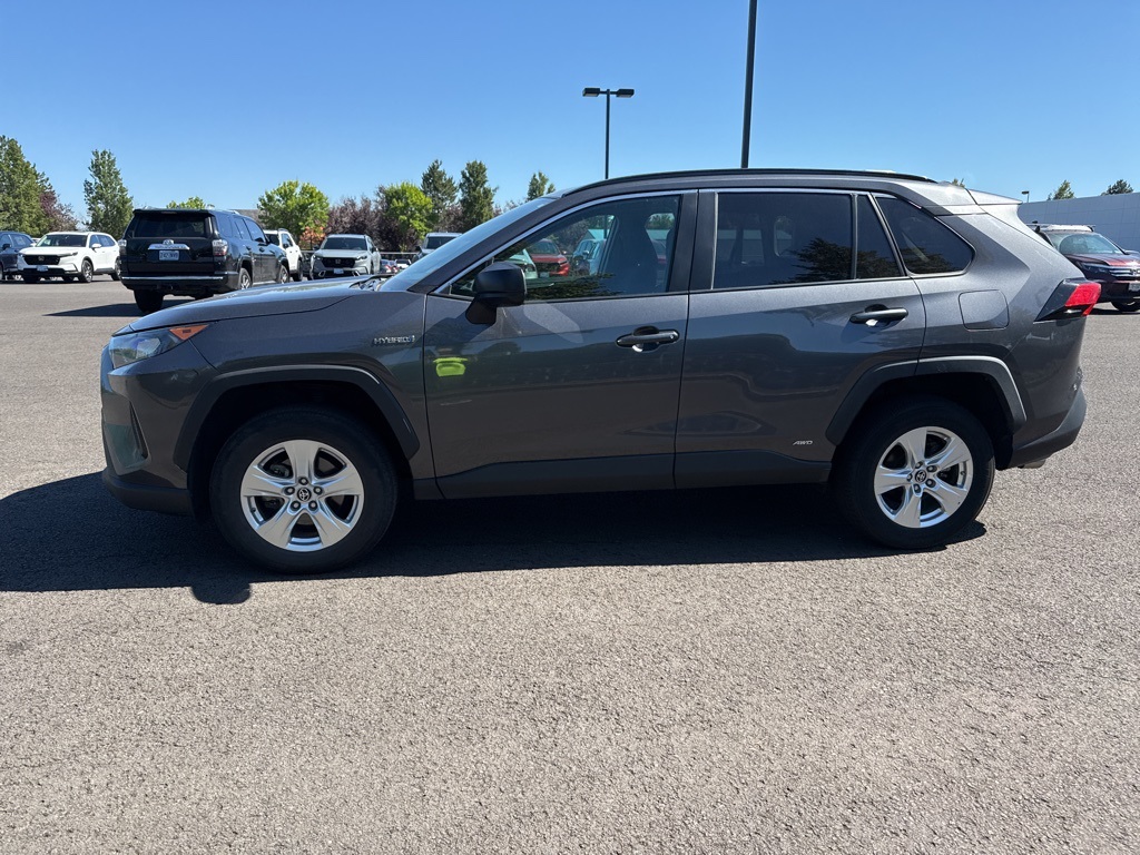 2021 Toyota RAV4 Hybrid LE photo 2