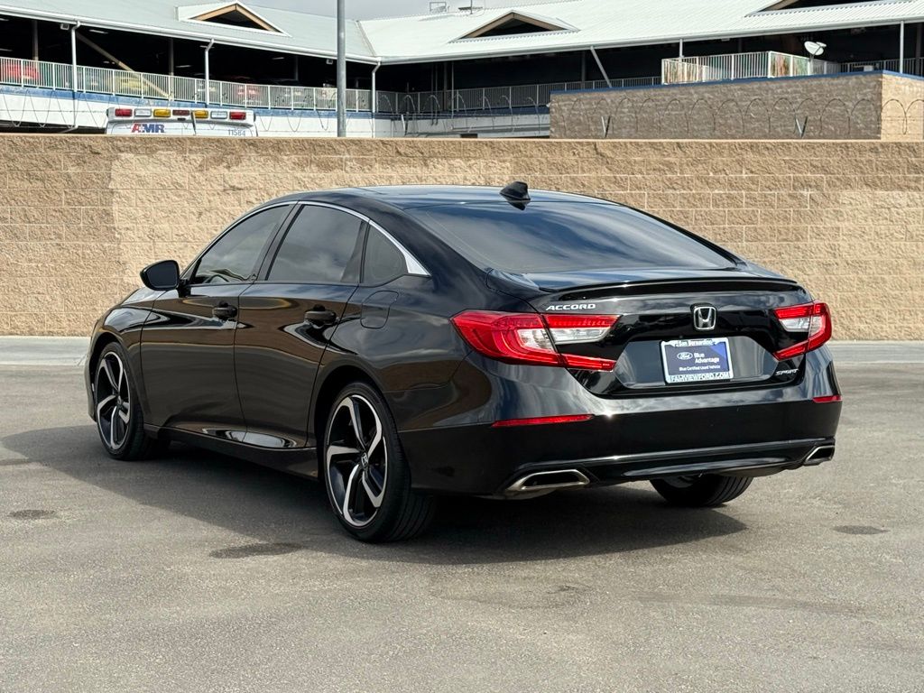 2021 Honda Accord Sport photo 4