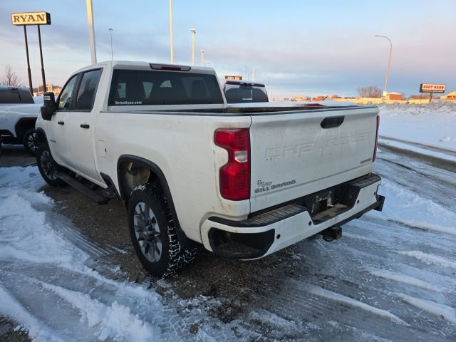 2024 Chevrolet Silverado 2500HD Custom photo 3