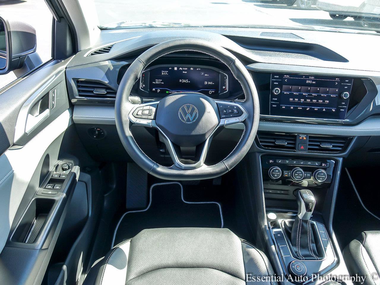 2023 VOLKSWAGEN TAOS - Image 13