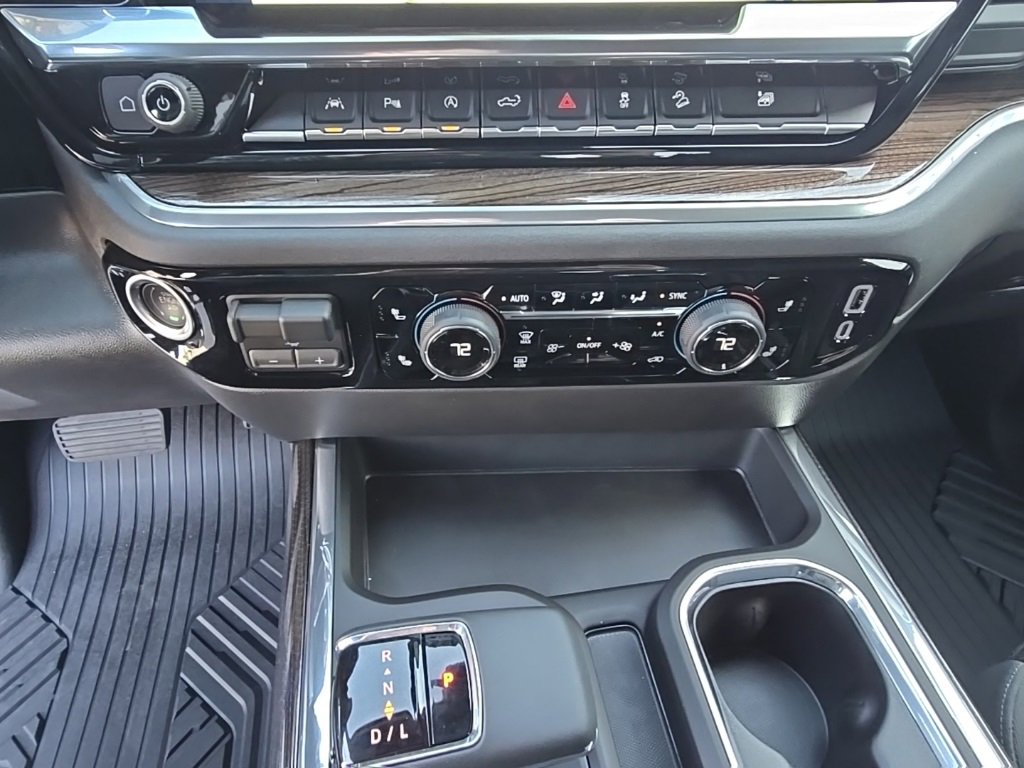 2025 Chevrolet Silverado 1500 RST photo 15
