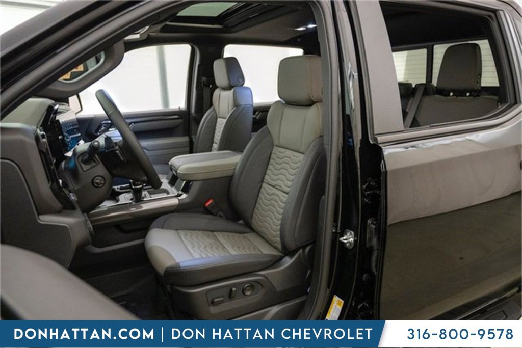 2026 Chevrolet Silverado 1500 ZR2 photo 3