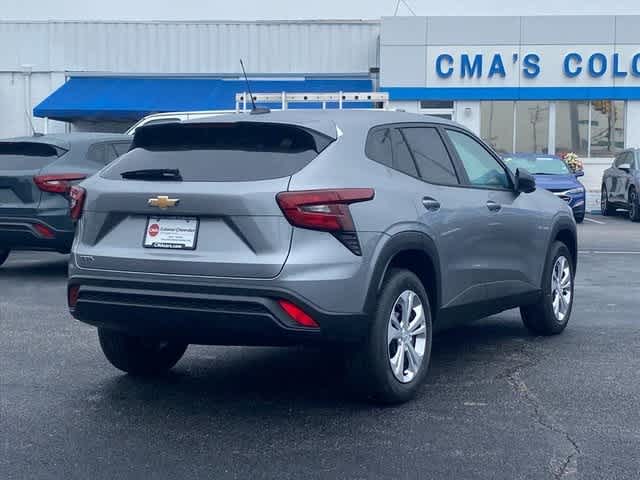 2026 Chevrolet Trax LS photo 2
