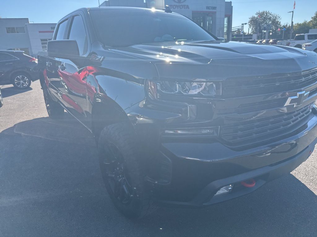2021 Chevrolet Silverado 1500 LT Trail Boss photo 2