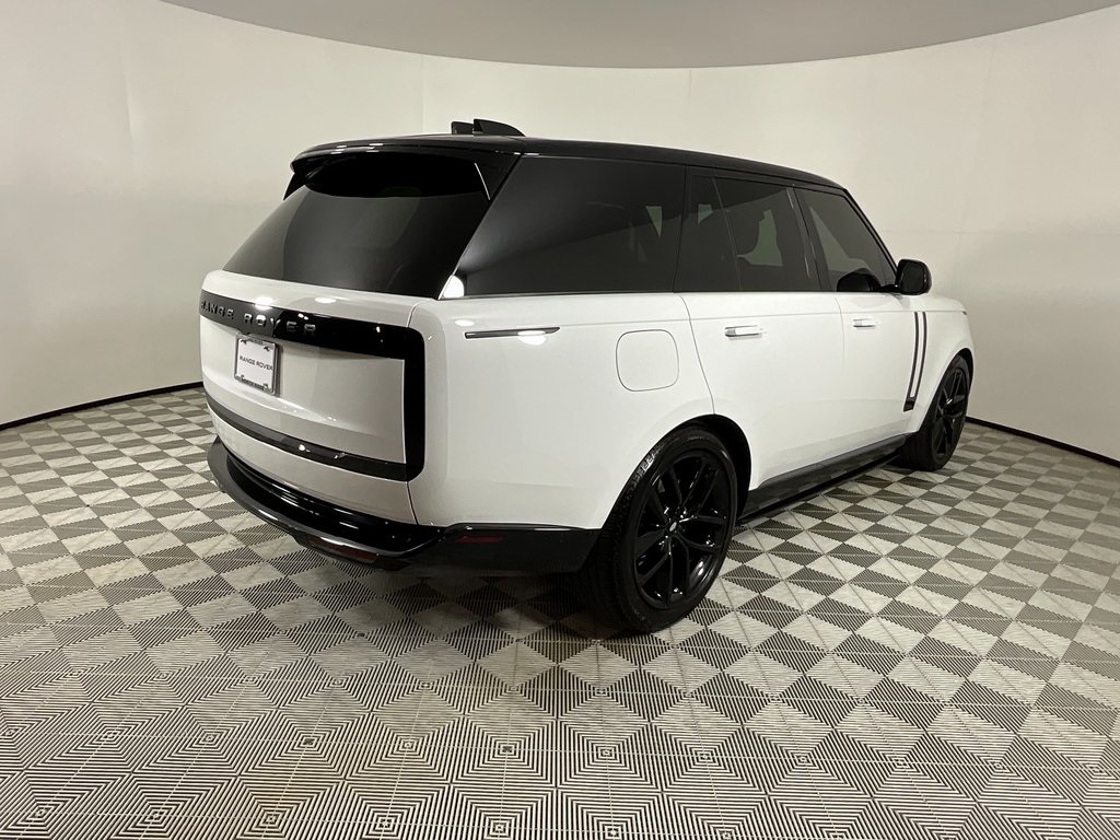 2024 Land Rover Range Rover Autobiography photo 3