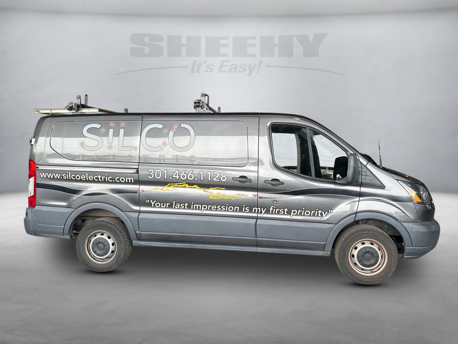 2017 Ford Transit photo 3