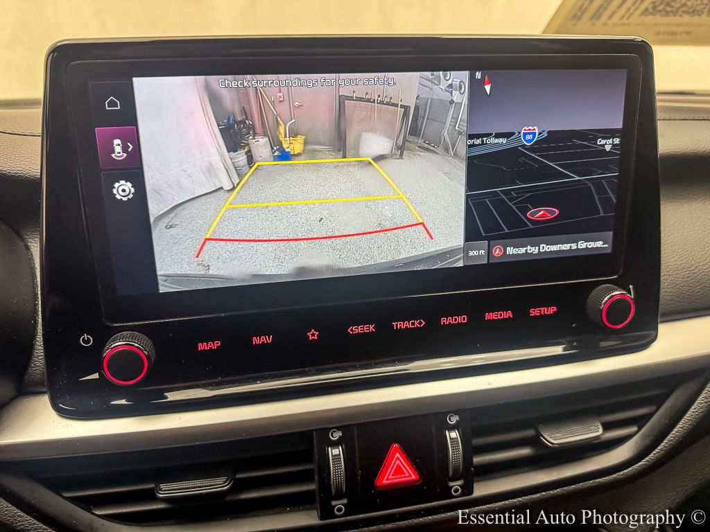 2023 KIA FORTE - Image 17