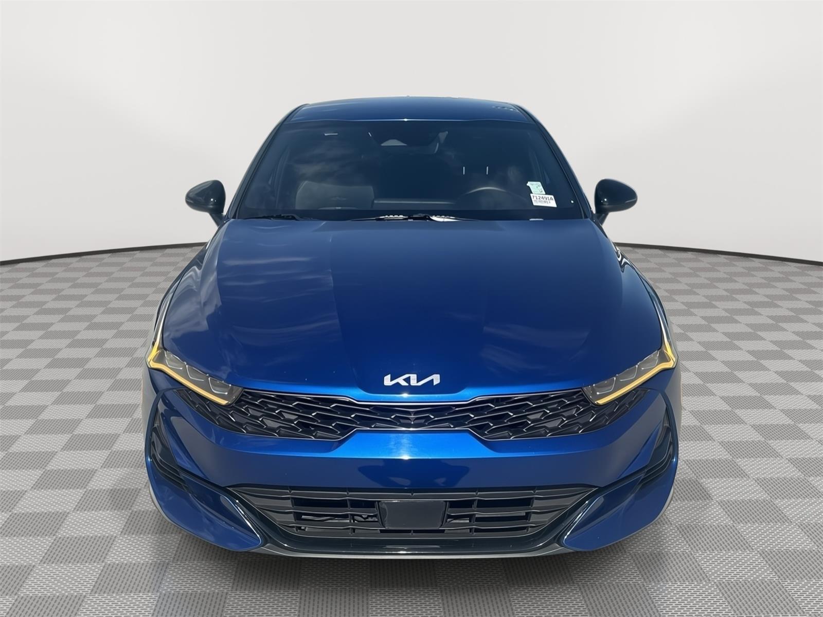 2024 Kia K5 GT-Line photo 2