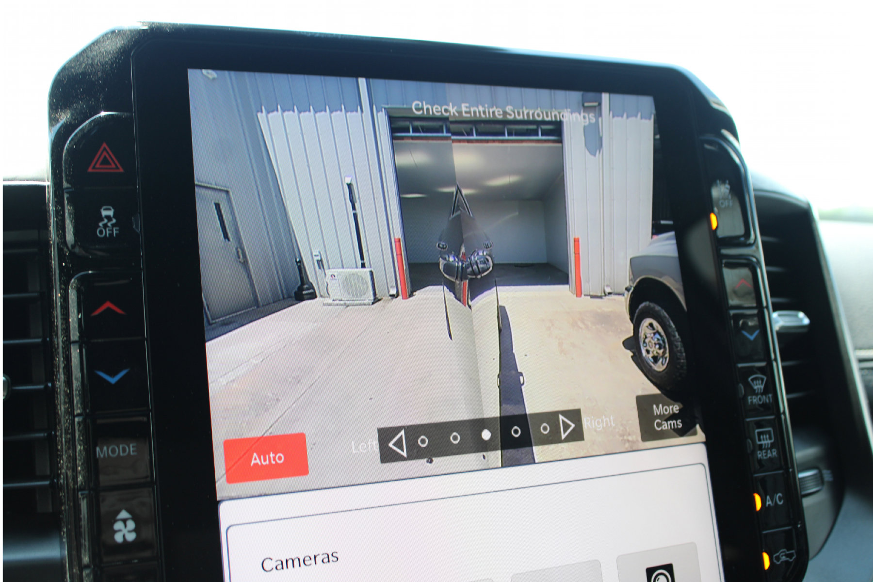 2025 Ram 2500 Laramie photo 3