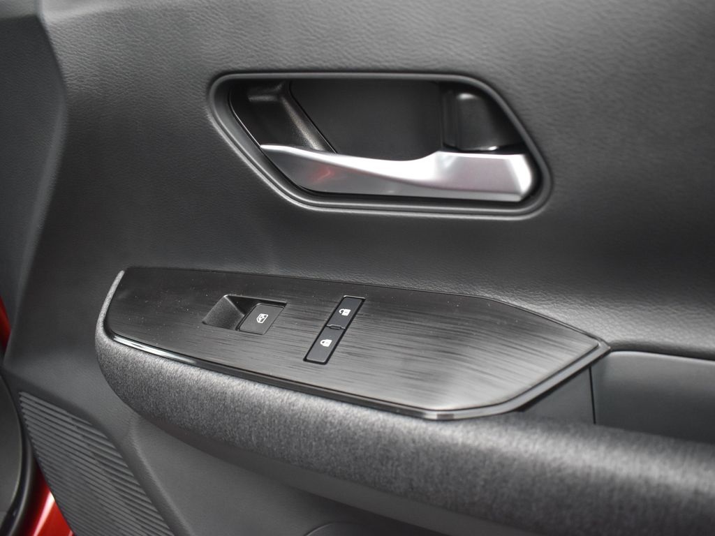 2026 Nissan Kicks SV photo 22