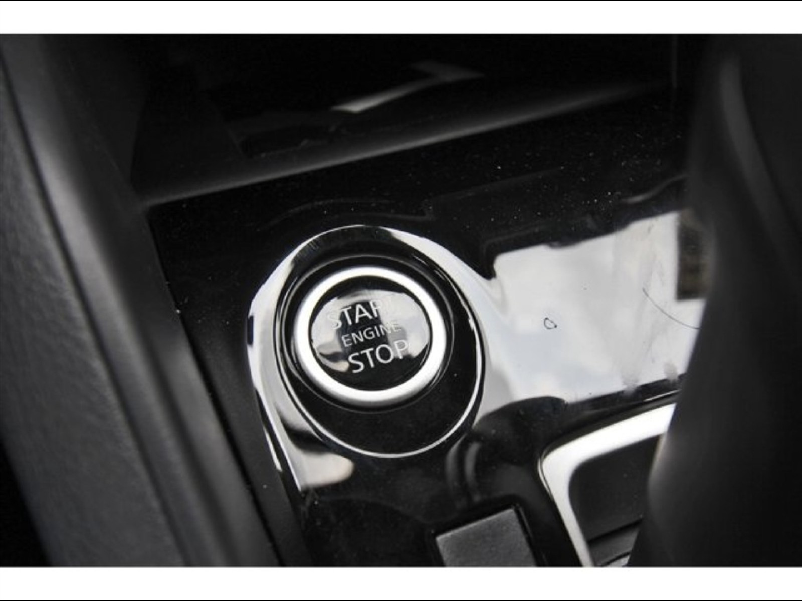 2025 Nissan Versa SV Silver at Robbins Nissan