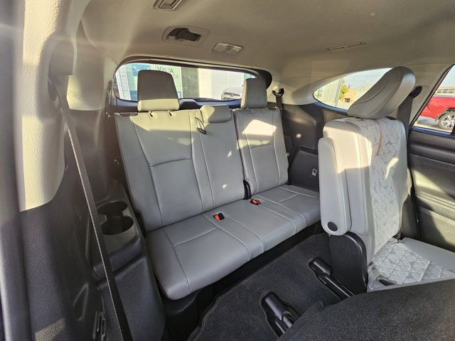 2023 Toyota Highlander Hybrid Bronze Edition photo 24
