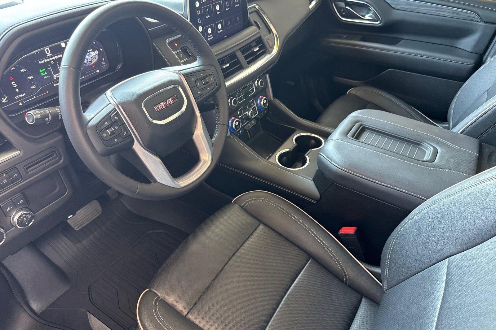 2022 Gmc Yukon SLT photo 9