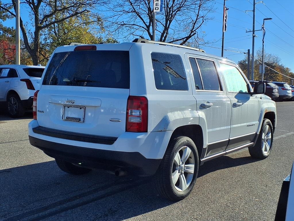 2015 Jeep Patriot Latitude photo 4