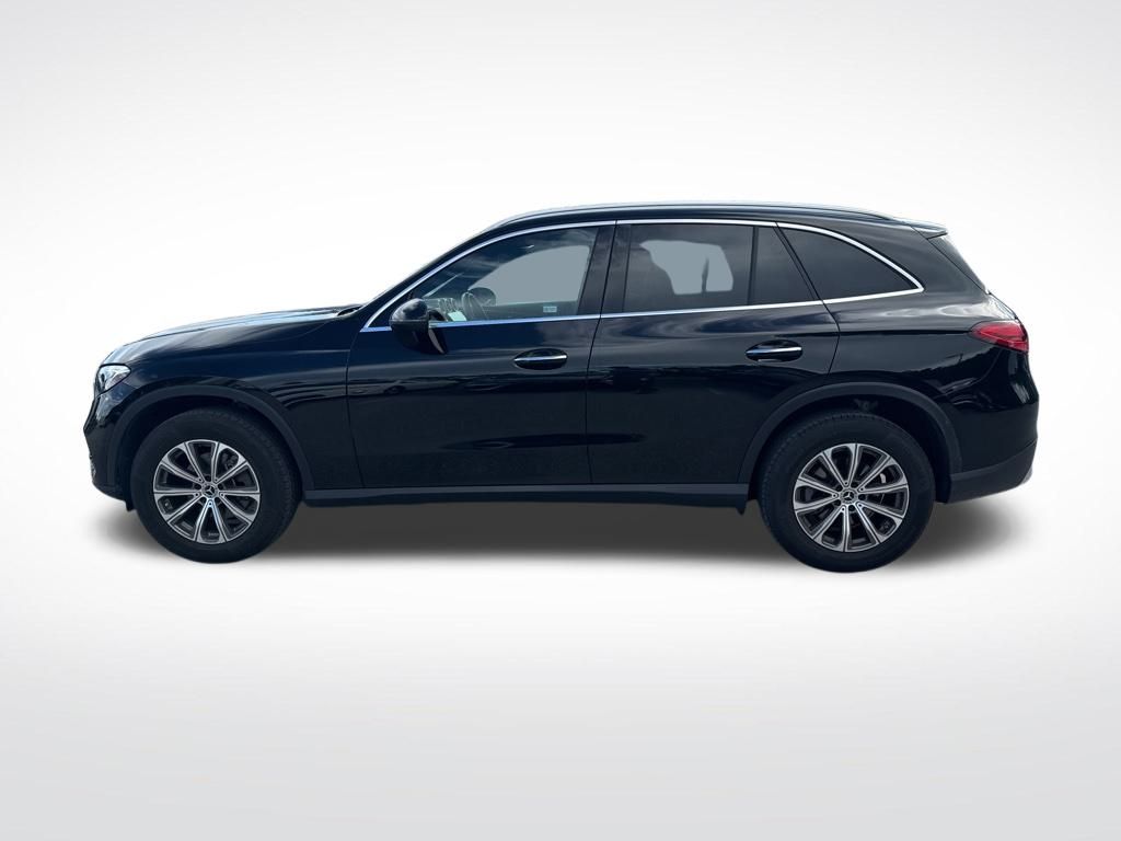 2024 Mercedes Benz GLC 300 4MATIC photo 8