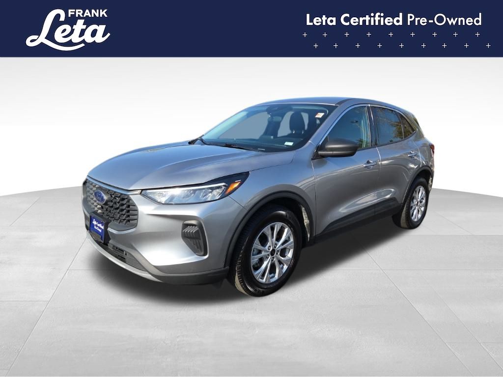 2023 Ford Escape Active's photo