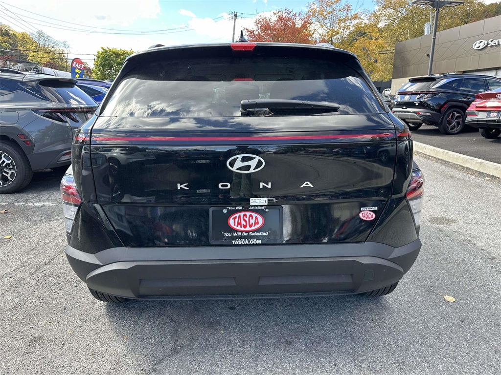 2025 Hyundai Kona SEL photo 4