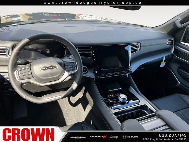 2025 Jeep Wagoneer Base photo 13