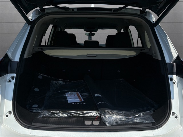 2026 Nissan Rogue SV photo 11