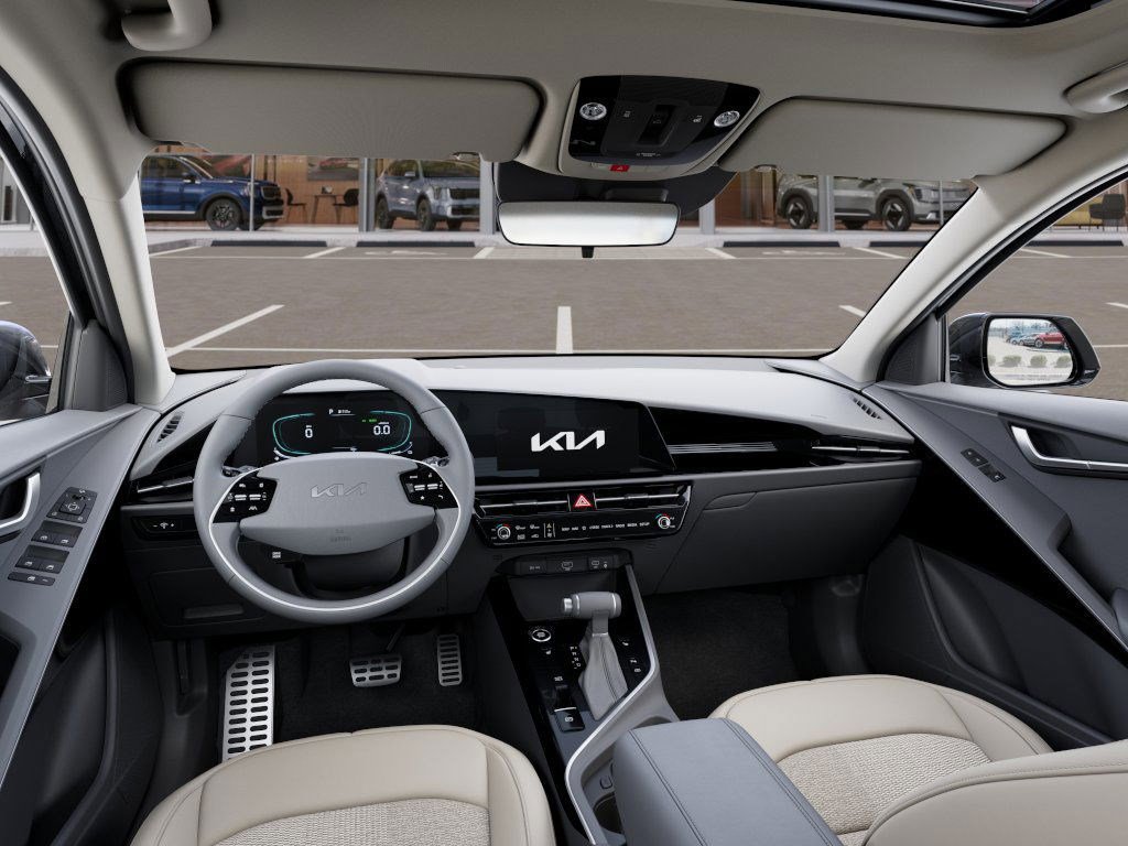 2025 Kia Niro EX Touring photo 13