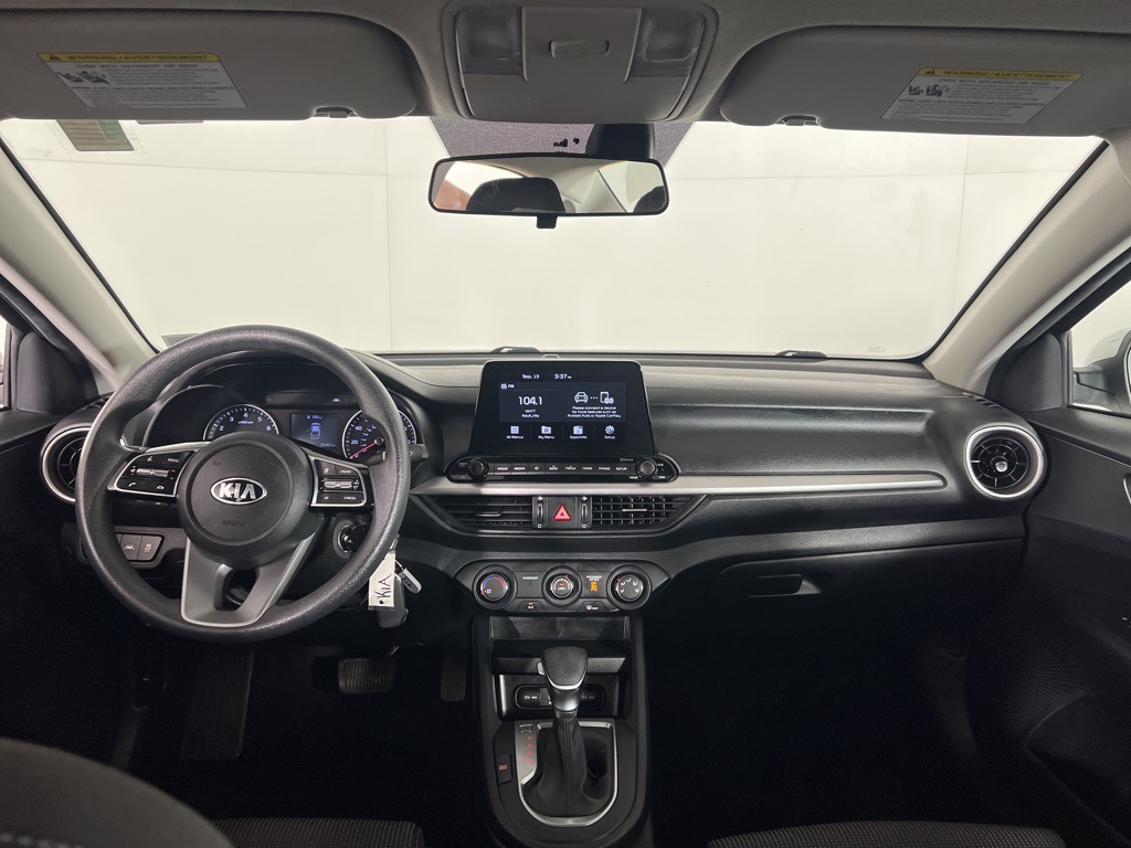 2020 Kia Forte LXS photo 2